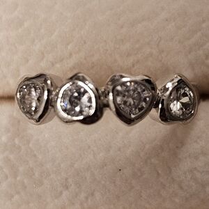 Elegant Silver Heart Ring